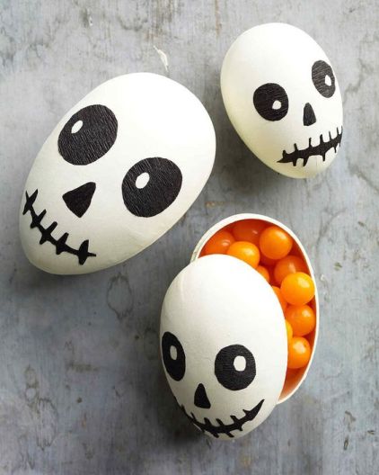 Skeleton face kinder egg painted treats packaging