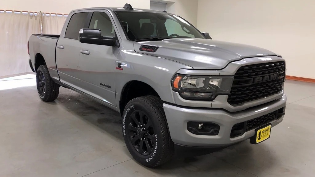 22 Ram 2500 3500 Heavy Duty Pickups Are Now Arriving In Dealer Inventories Moparinsiders