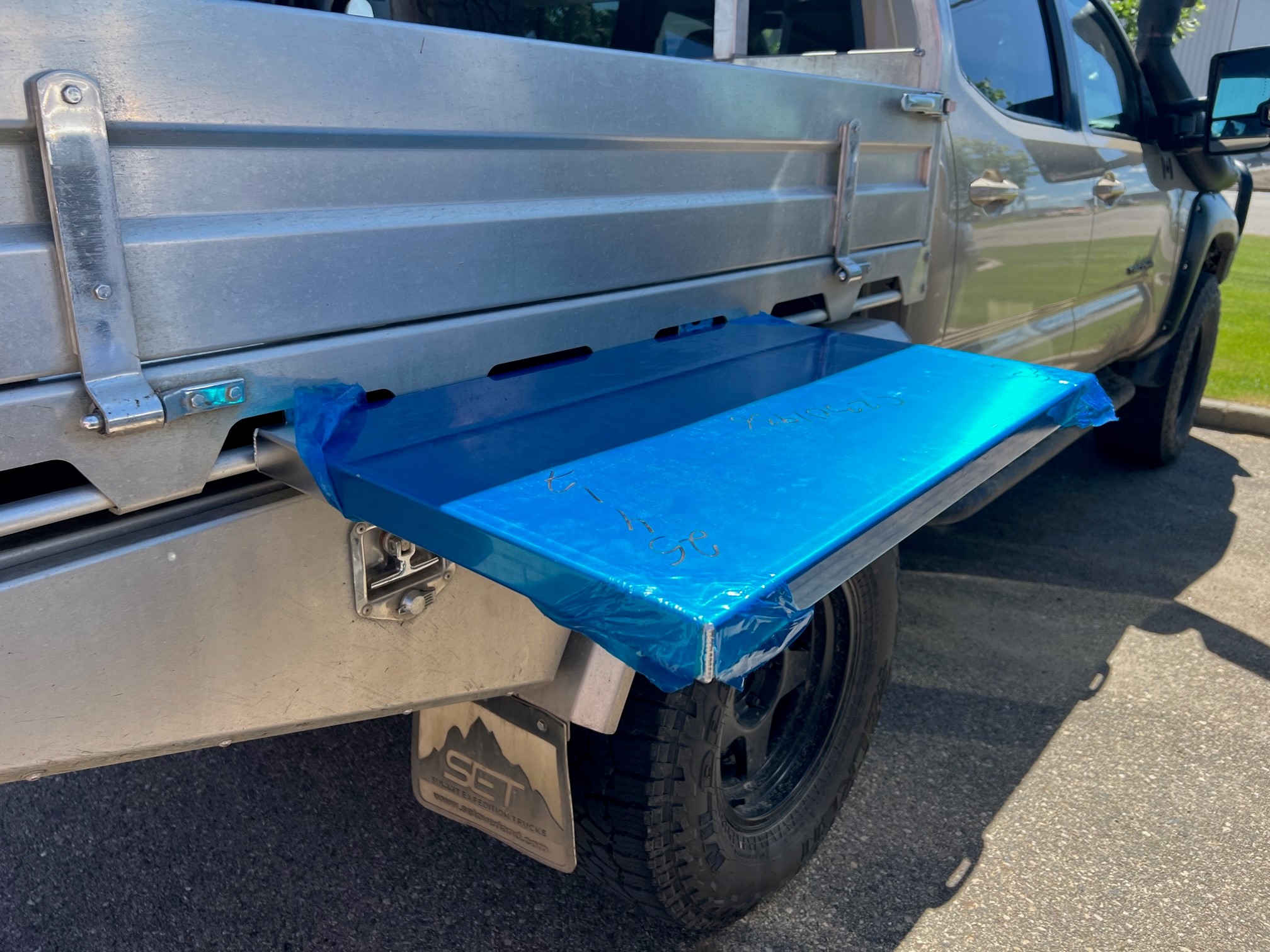 SUMMIT EXPEDITION TRUCKS SIDE TABLE UTE TRAY FLATBED 1