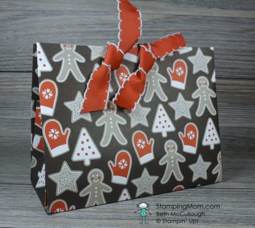 Candy Cane Lane Christmas Gift Bag designed by demo Beth McCullough. Please see more card and gift ideas at www.StampingMom.com #StampingMom #cute&simple4u