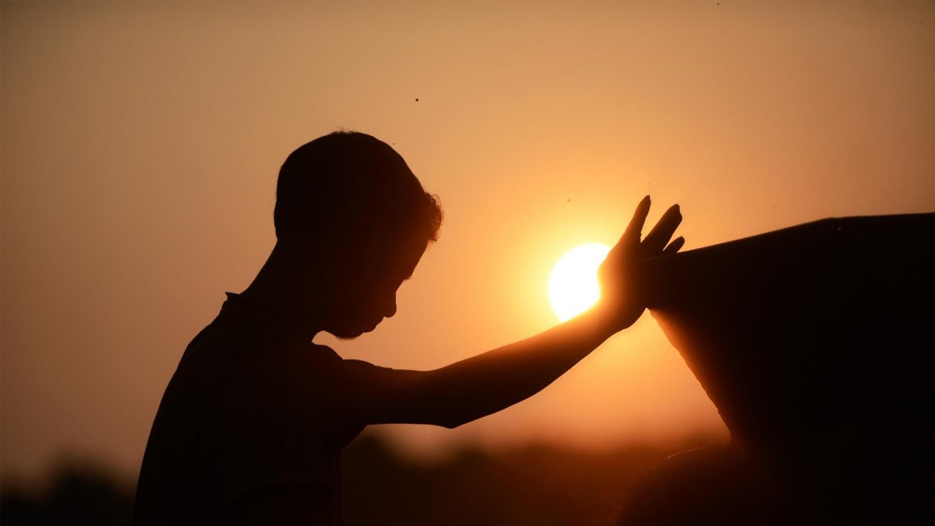 149491-praying-hands-background-1920x1080-windows-xp - Tabernacle  Seventh-day Adventist Church