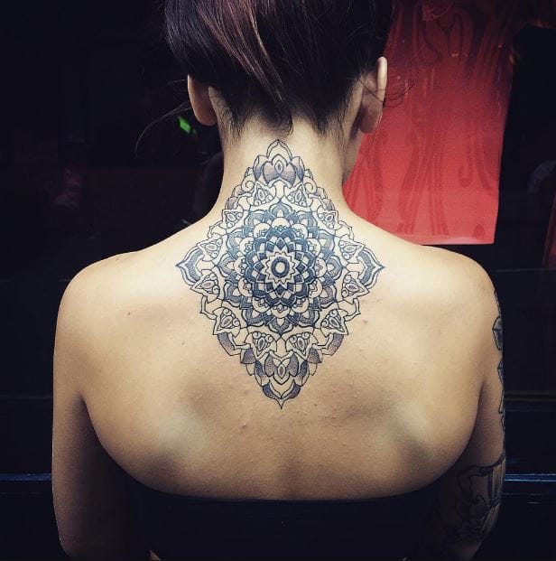 29 Amazing Neck Tattoos You Will Surely Love