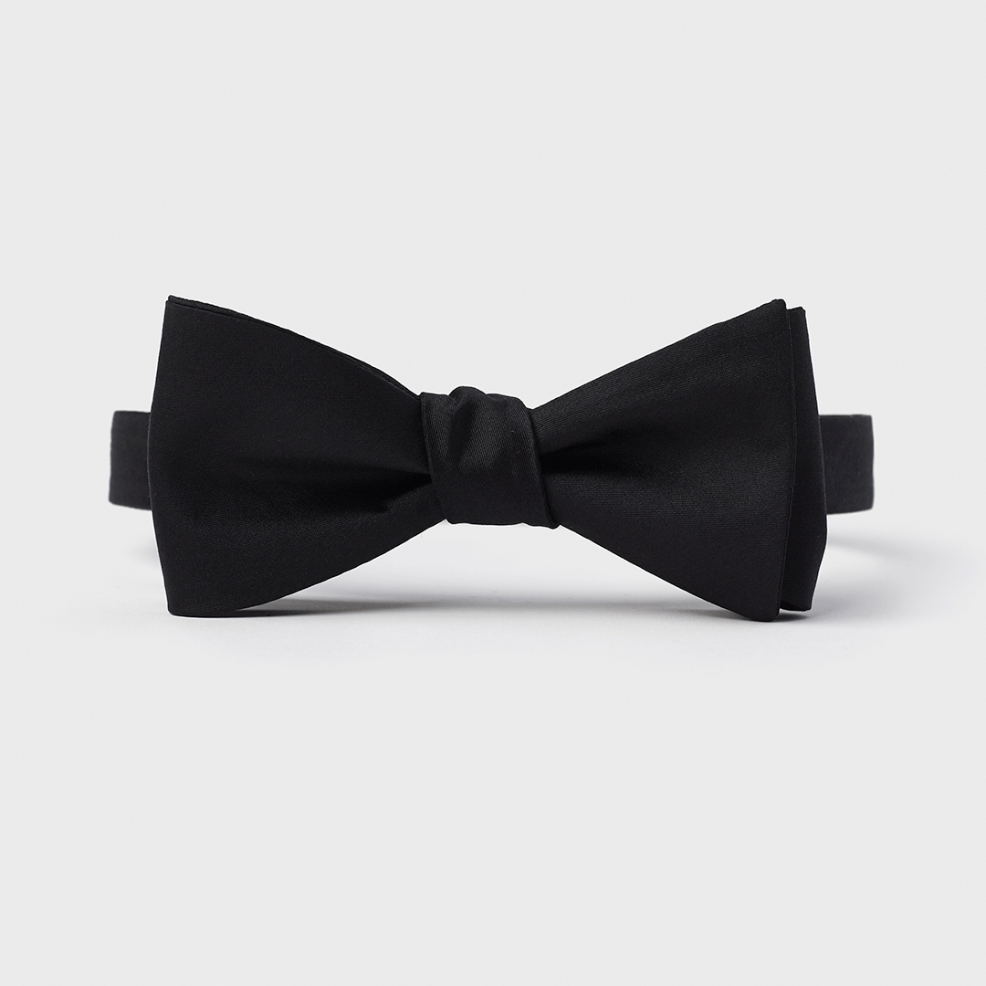 black tie wedding bow tie