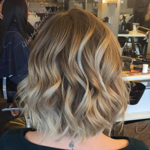 brown blonde wavy ombre bob