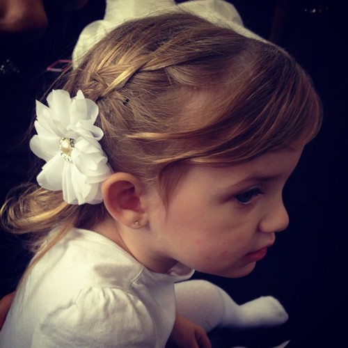 little girls hairstyle for short hair