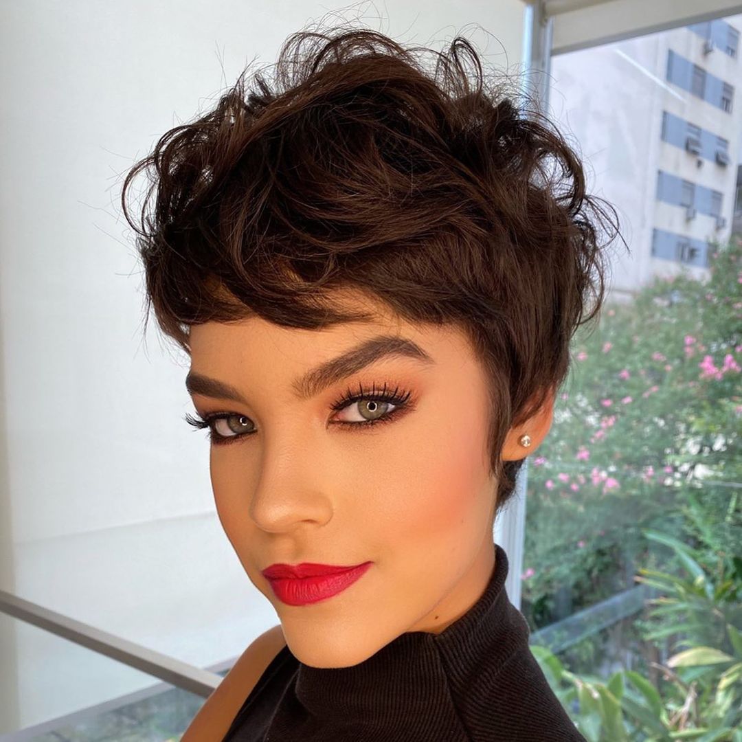 30 Messy Pixie Cut Looks Full of Natural Charm