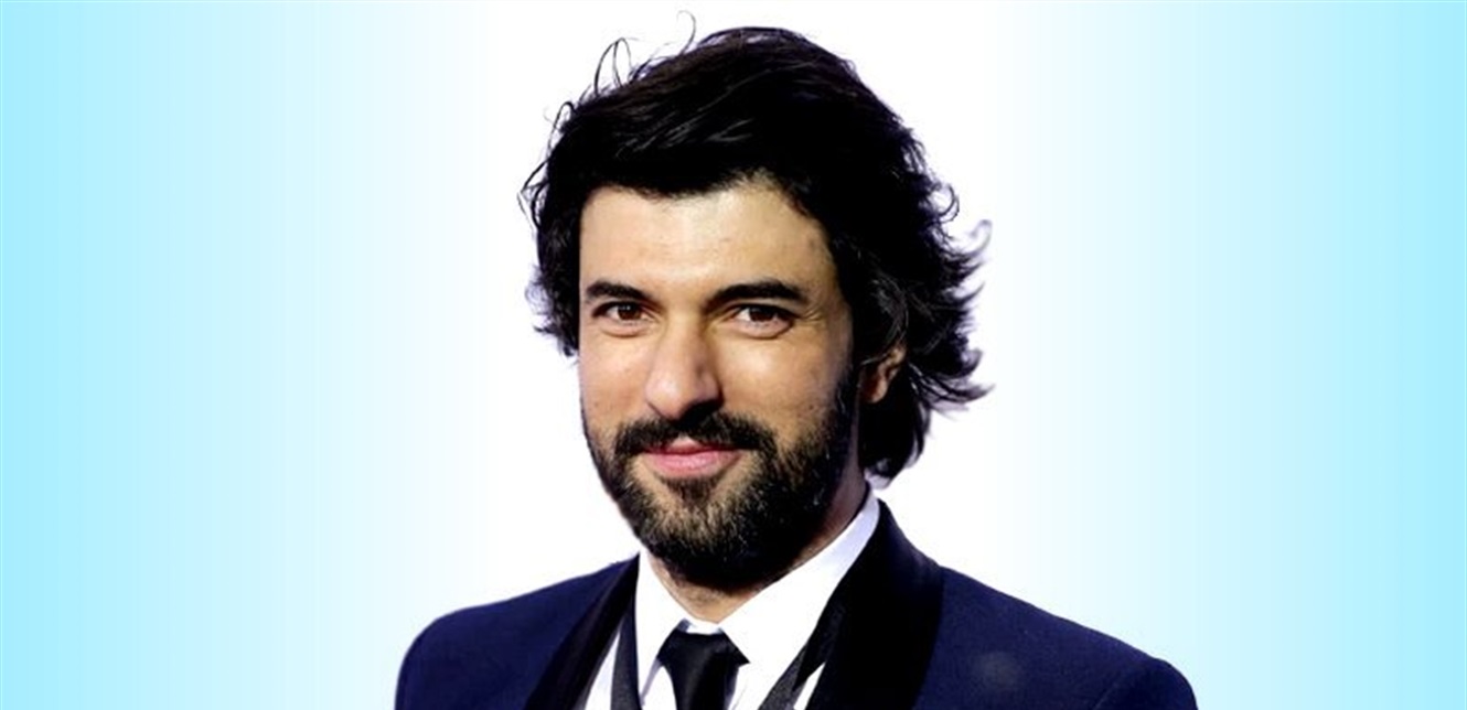 The most famous and handsome Turkish actor.. Why is Engin Akyurek not married yet?