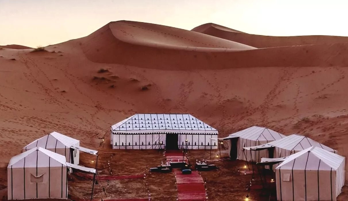 sahara desert camp location