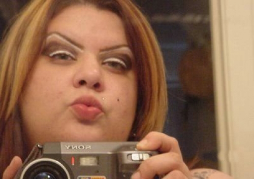 bad eyebrows, funny eyebrows, bad makeup, worst eyebrows, ugly eyebrows, horrible, terrible, cholo, nasty, creepy, eyebrow fails, unibrows, wtf, bad family photos, awkward