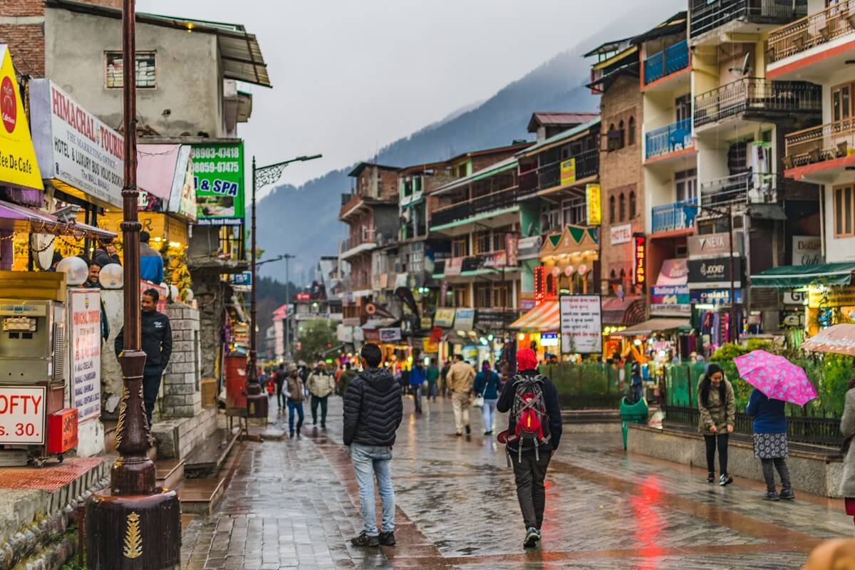 Mall Road, Manali, Himachal