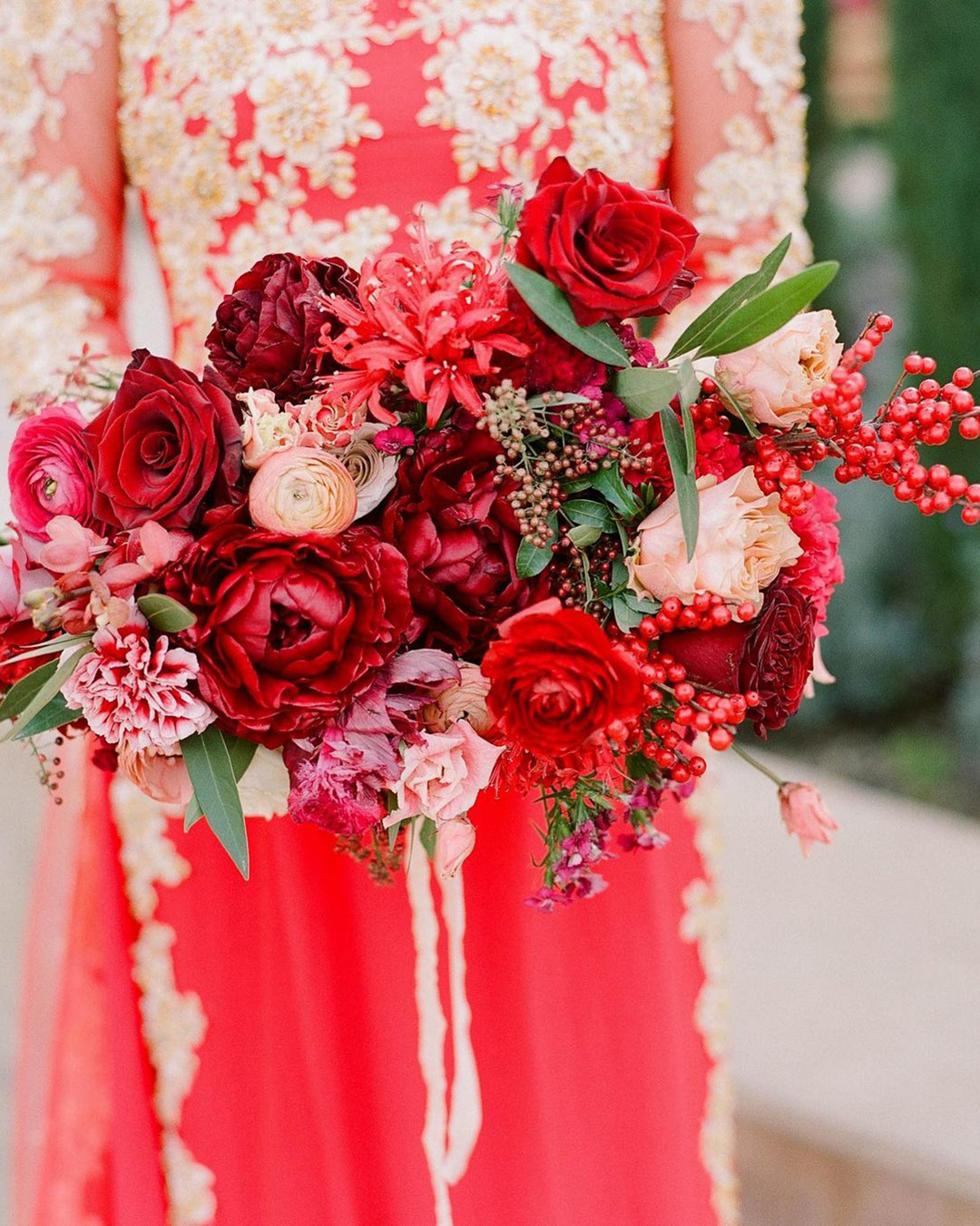 Wedding Bouquet Ideas & Inspiration [2022 Guide & Faqs]