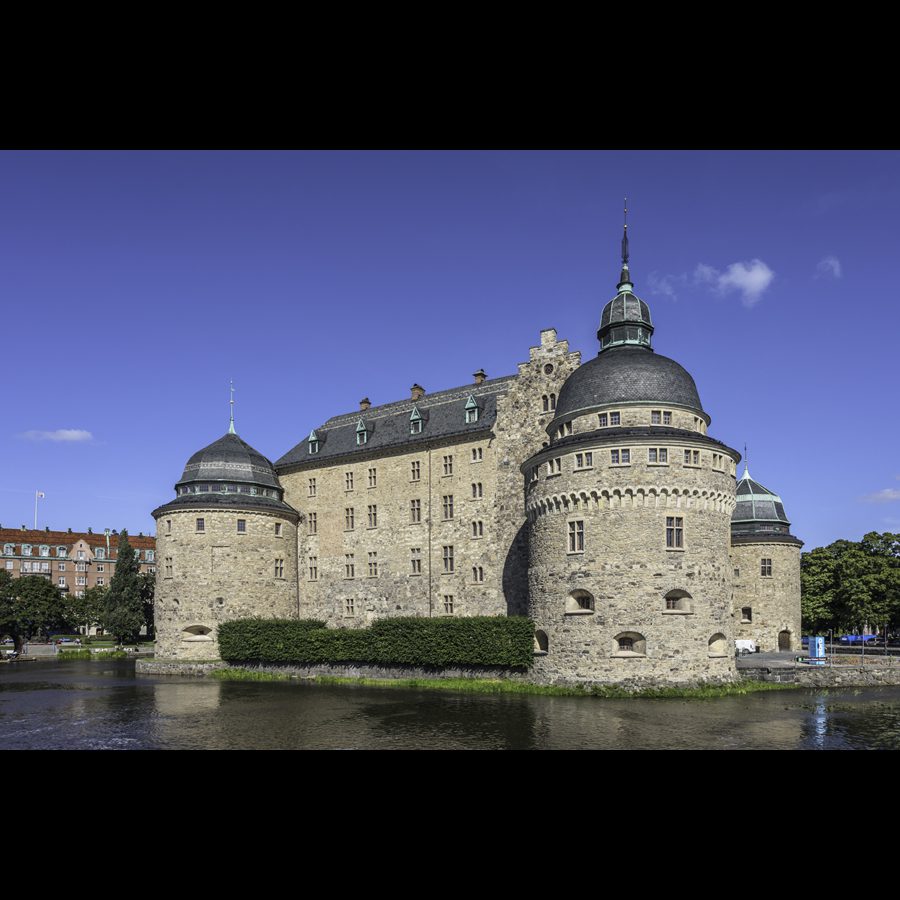 Here's an alt tag for the image: Liksberg Castle, Sweden.