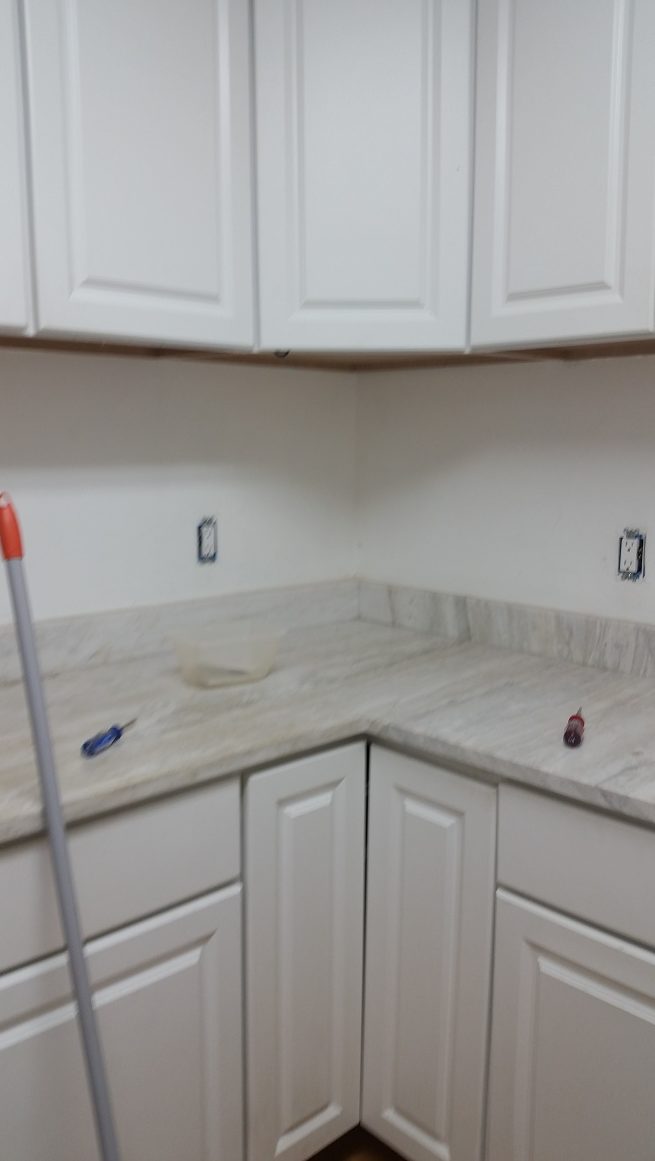 How to Get an Awesome Laundry Room With Paint