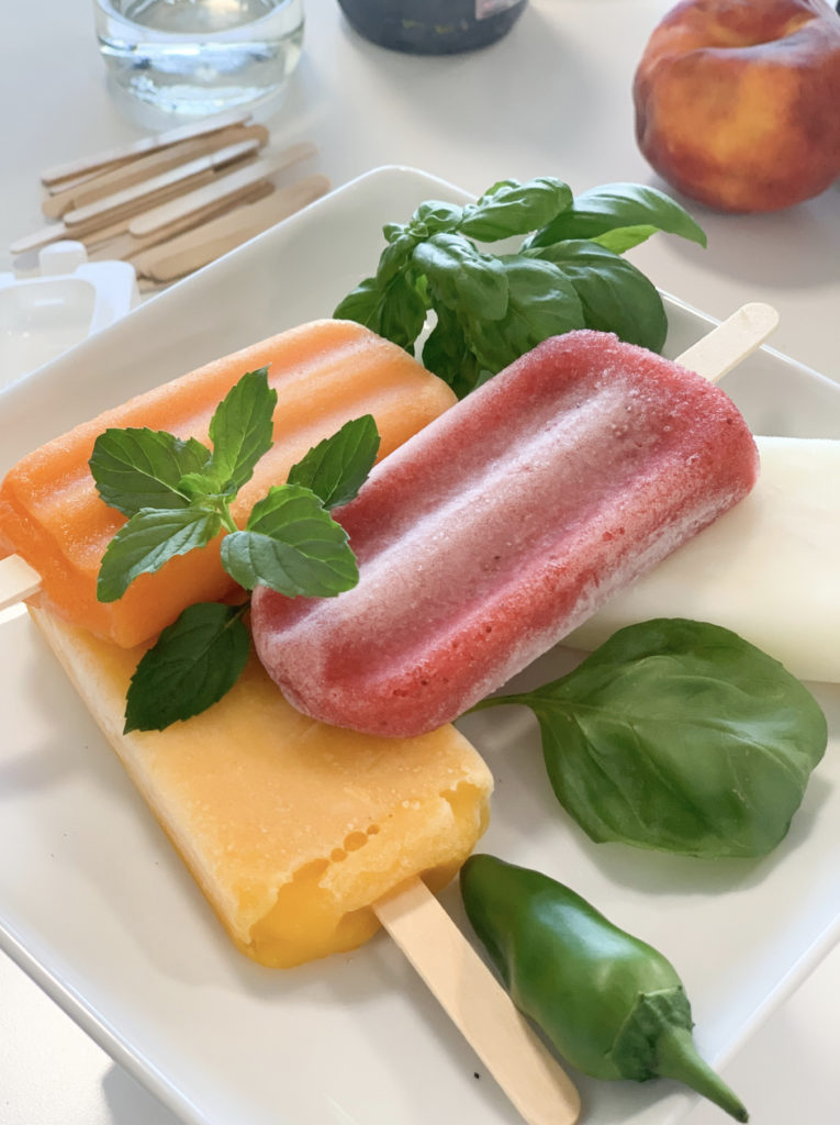 2 Flavors of Boozy Popsicles