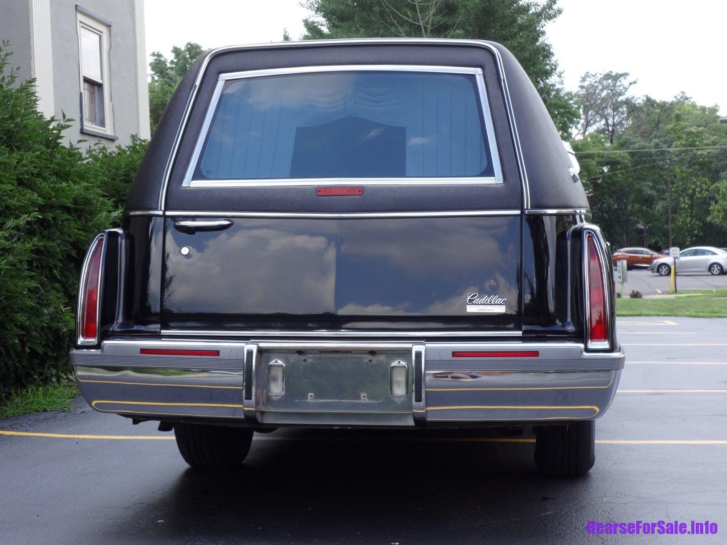 1996 Cadillac Fleetwood Hearse