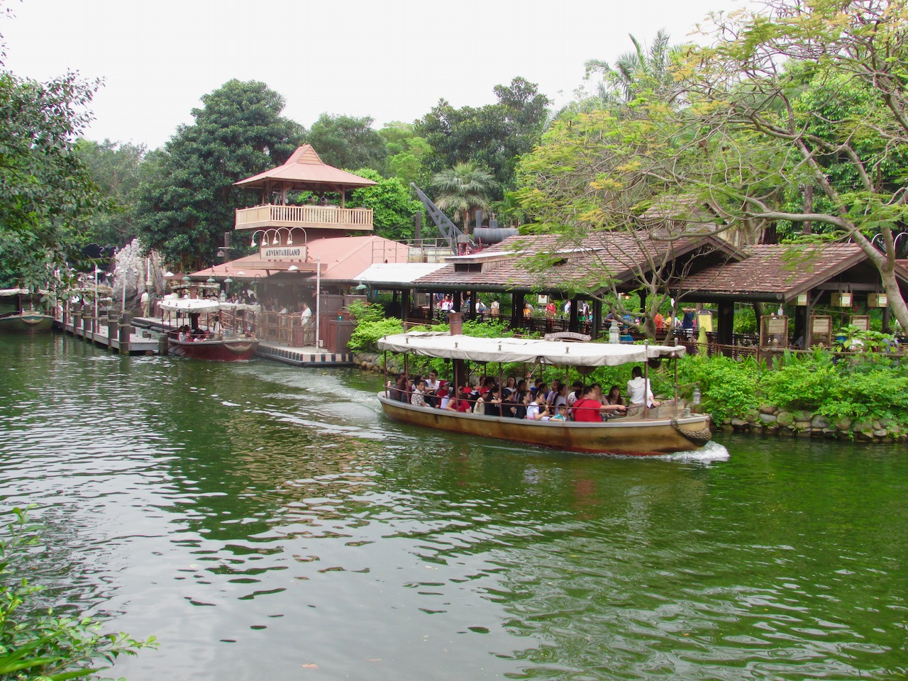 Exploring the Jungle River Cruise at Hong Kong Disneyland – Disney Insights