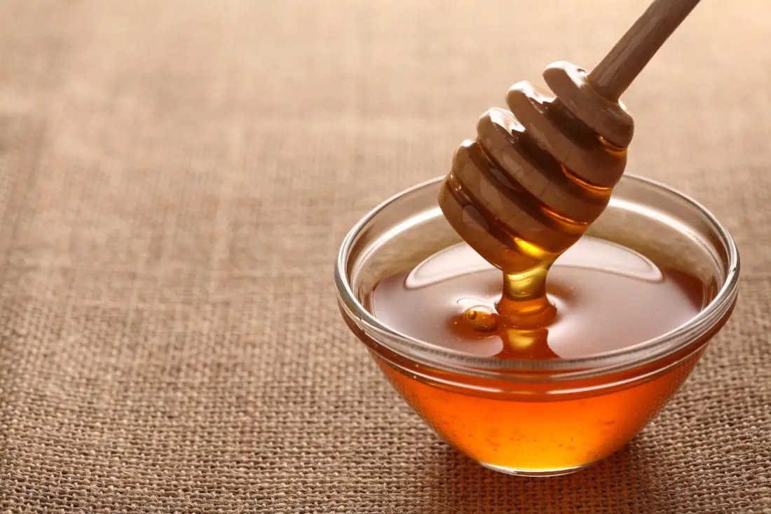 Honey in a bowl - How to Remove Skin Blemishes Without Bleaching 