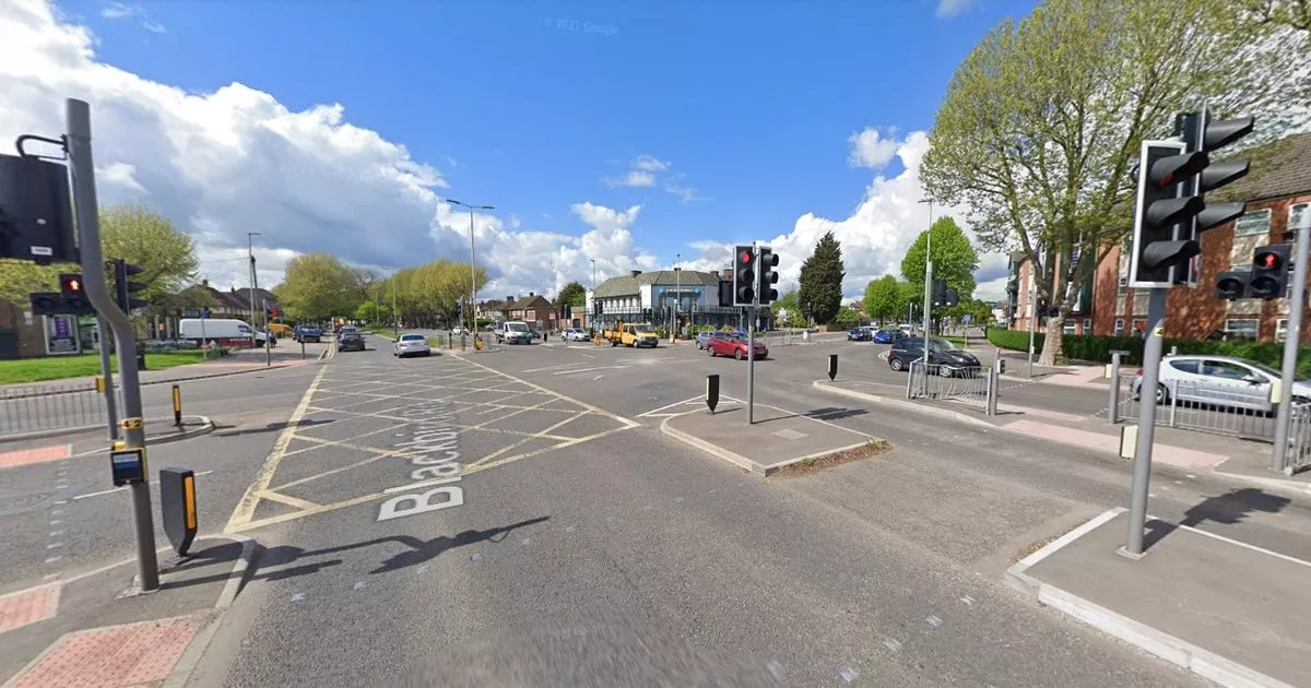 Busy Leicester crossroads closed due to crash - Leicestershire Live