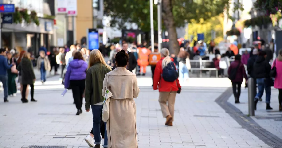 The number of people in hospital with Covid in Wales has almost tripled ...