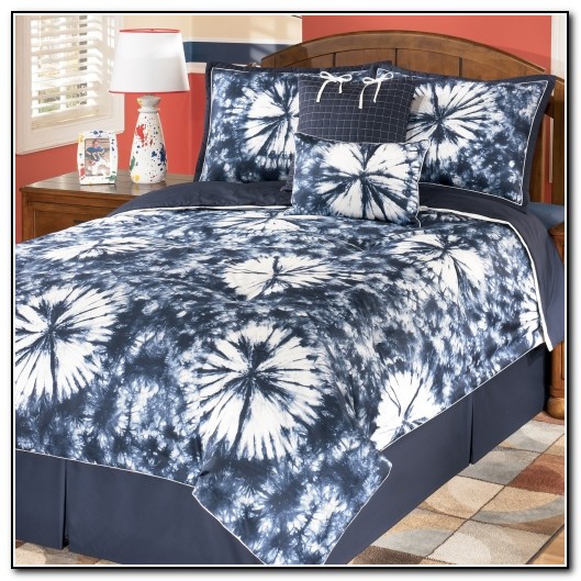 Tie Dye Peace Sign Bedding