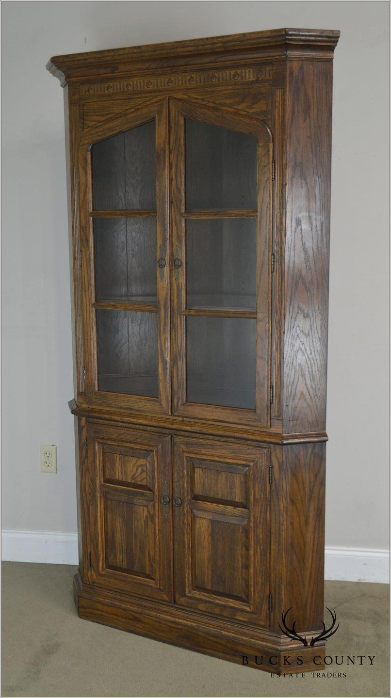 Ethan Allen New Country Corner Cabinet