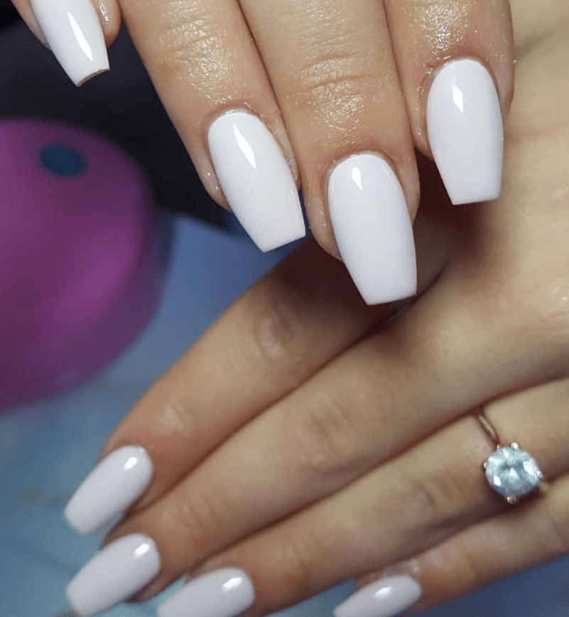 80+ Trendy White Acrylic Nails Designs Ideas To Try Page 21 of 82