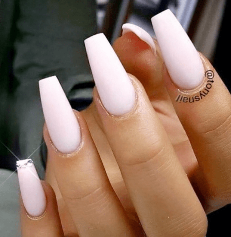 80+ Trendy White Acrylic Nails Designs Ideas To Try Page 27 of 82