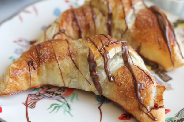 Apple Croissants_main| HipFoodieMom.com