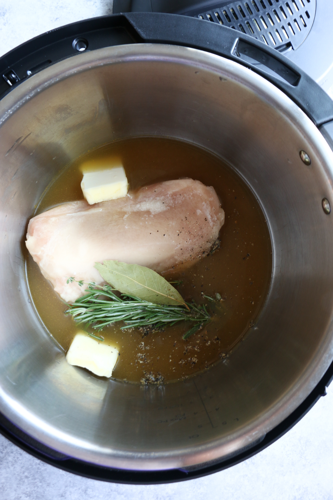 How To Cook Frozen Chicken Breasts In The Instant Pot. You can have delicious, juicy chicken in about 10 minutes! It's so easy and quick! 