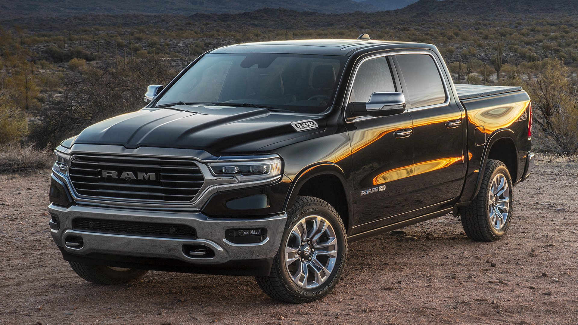 2019 Ram 1500 Laramie Longhorn Crew Cab HD Wallpaper Background Image