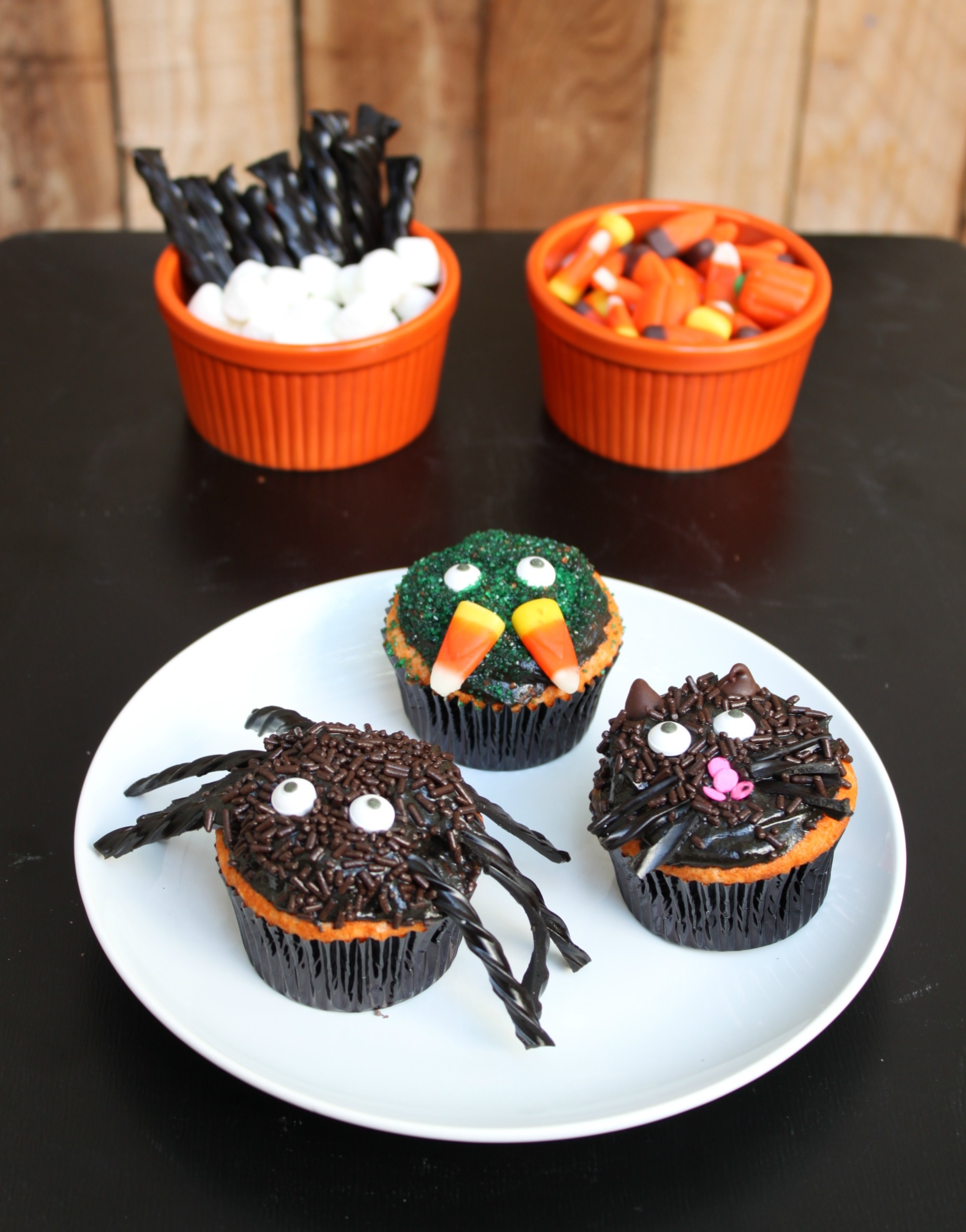 Creepy Halloween Cupcakes 52 Kitchen Adventures