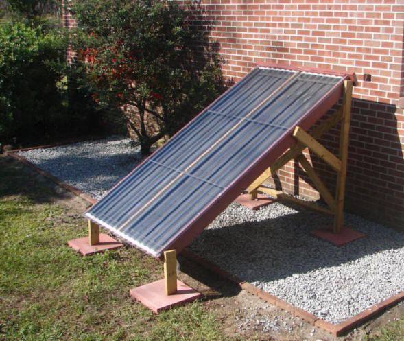 A Simple DIY Thermosyphon Solar Water Heating System