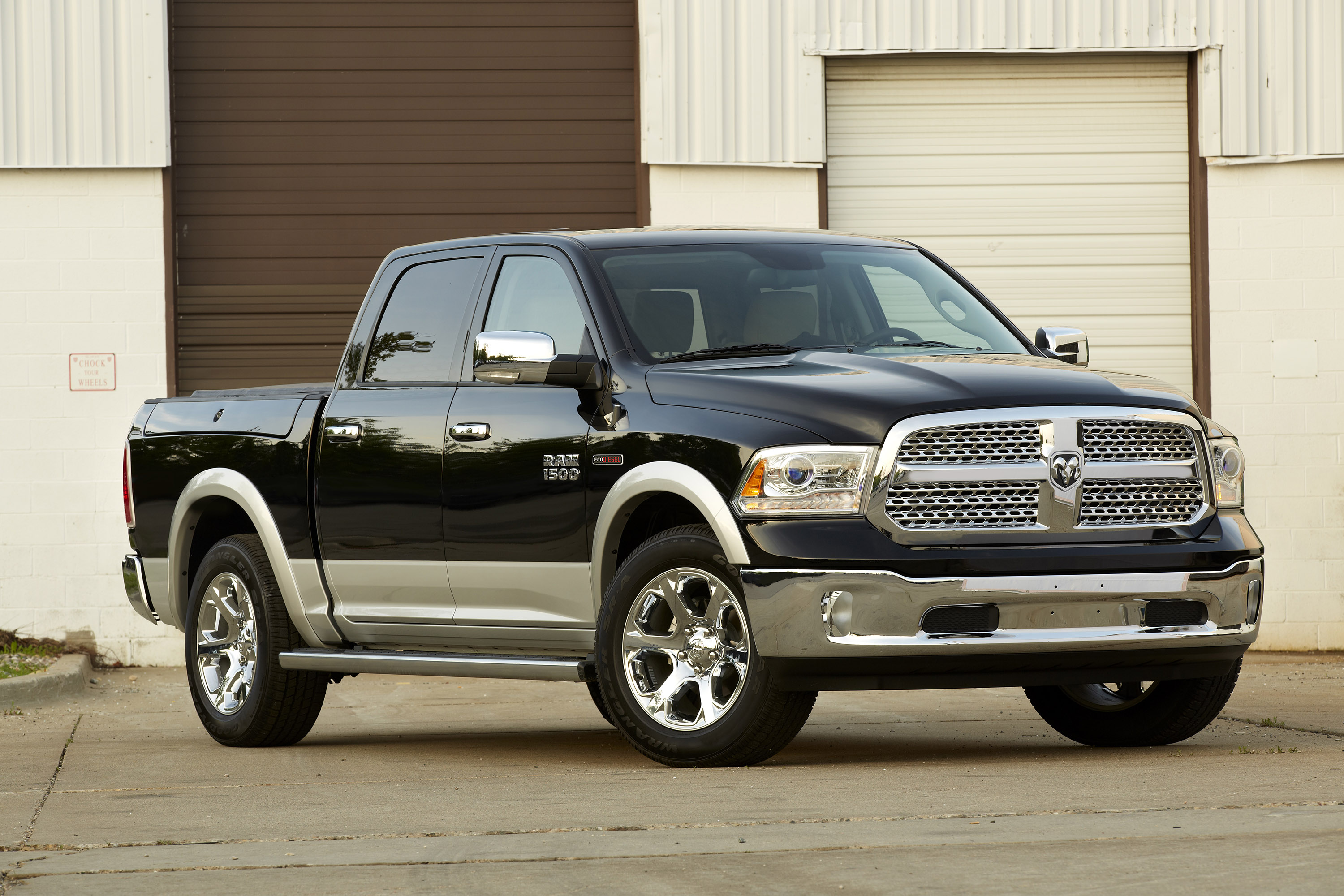 2015 Dodge Ram 1500 Laramie Longhorn EcoDiesel HD Pictures