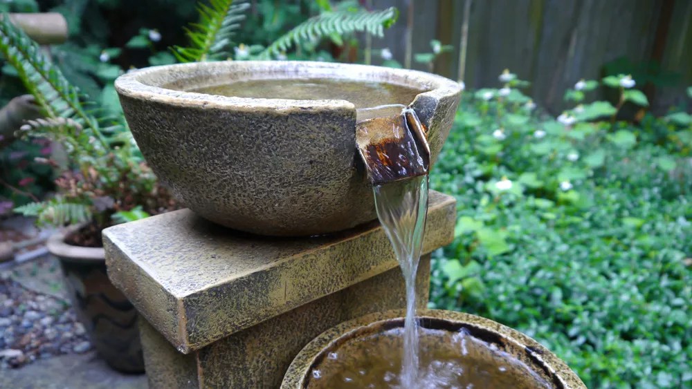 24 Backyard Water Features For Your