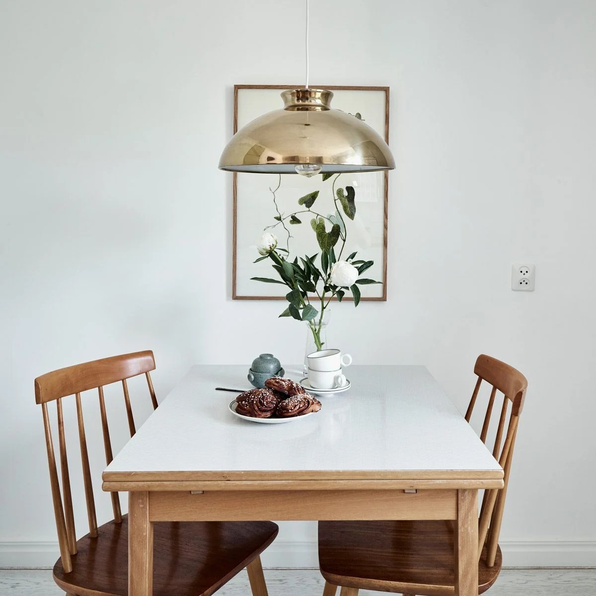 Best Kitchen and Dining Tables for Small Spaces