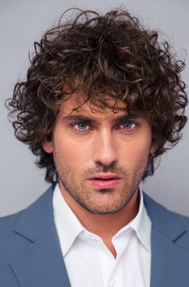 5 Sexy Curly Hairstyle To Make Men With Straight Hair Jealous!