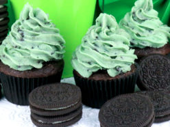 Mint Oreo Buttercream Frosting