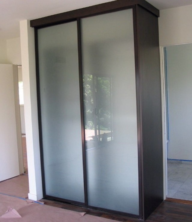 Stand Alone Closet Systems