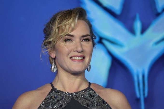 Kate Winslet đang tham gia bộ phim Avatar 2 sắp ra mắt vào năm 2024! Các fan hâm mộ của cô nàng không thể bỏ lỡ cơ hội để xem Kate đóng vai chính trong phần tiếp theo của bộ phim siêu nhiên đình đám này. Kate Winslet được coi là một trong những nữ diễn viên tài năng và được yêu thích nhất trong làng giải trí, vì vậy hãy xem cô nàng sẽ mang đến cho chúng ta những trải nghiệm thú vị như thế nào trong Avatar 2 nhé!