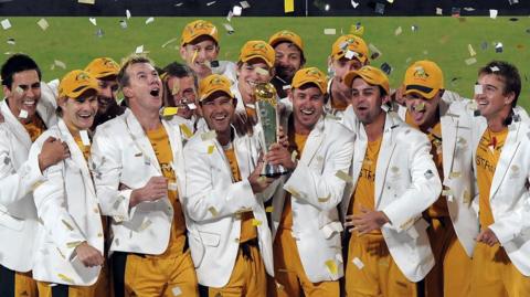 Australia celebrate winning the 2009 Champions Trophy