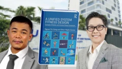 Tiến sĩ Oliver Napila Gomez (trái) tố tiến sĩ Nguyễn Trà Giang 'không viết một chữ nào' trong cuốn sách A Unified System Fitness Design