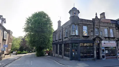 Google Monk Bar in Dale Road