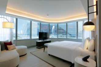 Lanson Place Suite Room View 拷贝