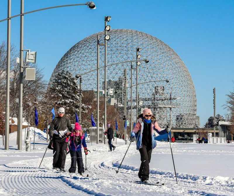 Skiing at Parc Jean-Drapeau