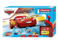 Carrera FIRST - 63037 Cars Race Of Friends - Autorennbahn