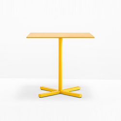 Bold 4752 | Bistro tables | PEDRALI