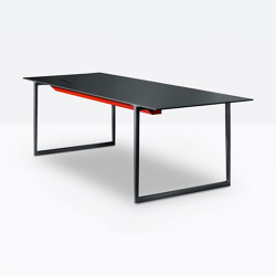 Toa Desk | Desks | PEDRALI