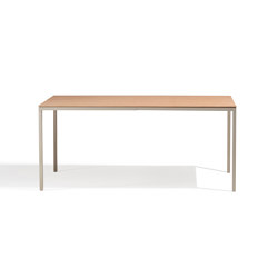 Helsinki | table | Contract tables | Desalto