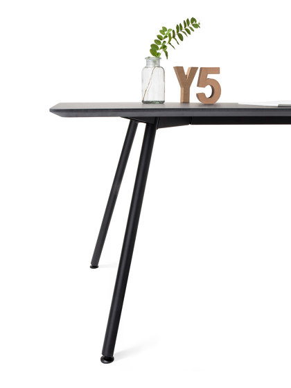 Y-Sets | Desks | modulor