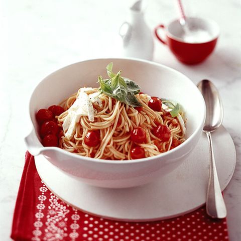 Linguine alla caprese